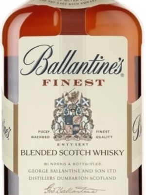 Ballantine's Finest Blended Scotch Whisky 70cl - Smooth & Versatile